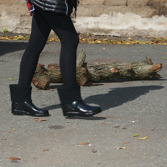 Women Ankle Rain boots with Cuff,  #1906, Black - Picture 3 of 4